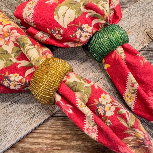 Gorgeous Beaded Green and Gold Holiday Napkin Rings - Set of 8 - 4 Green/4 Gold - Picture 5 of 6